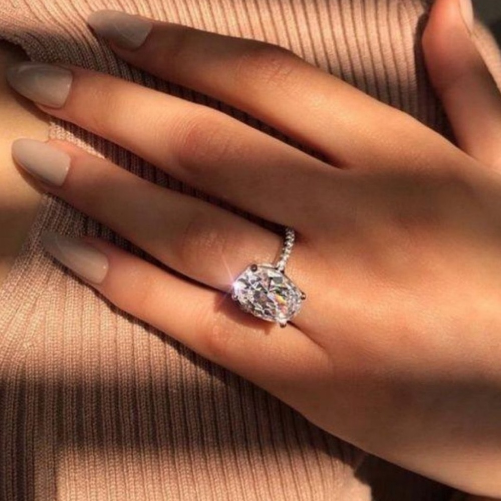 NEW💎925 Sterling Silver Diamond Oval Cut  Ring - Picture 2 of 5